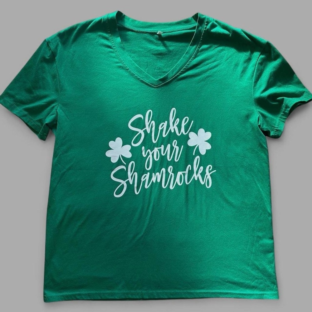 Green St Patrick’s Day V-Neck Short Sleeve Tee XL
